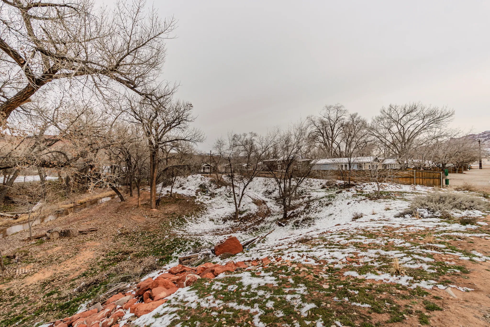 Why Moab Tiny Home Rentals Beat Glamping Tents for Comfort